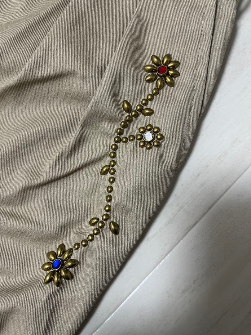 【Schott タックパンツ フラワースタッズ付き】