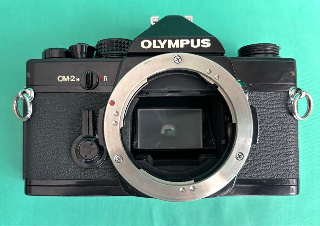 ★ OLYMPUS OM-2N BLACK + 標準レンズ 50mm