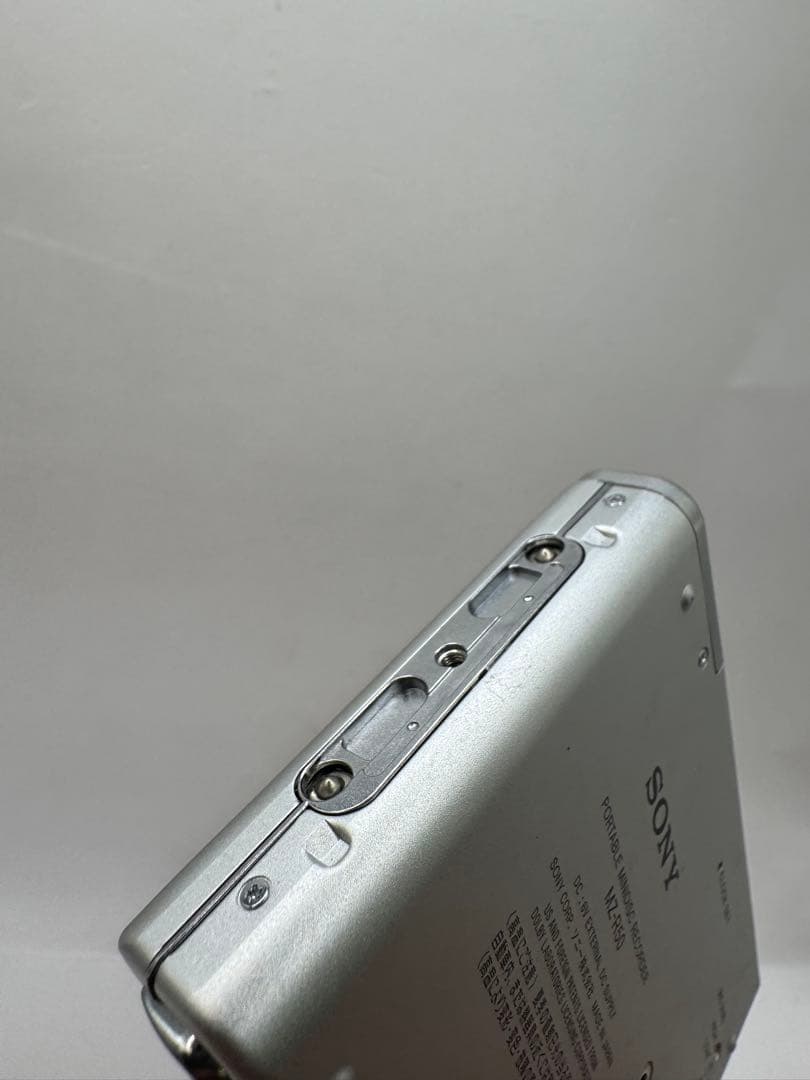 動作品 SONY MZ-R50 シルバー MDレコーダーMD WALKMAN