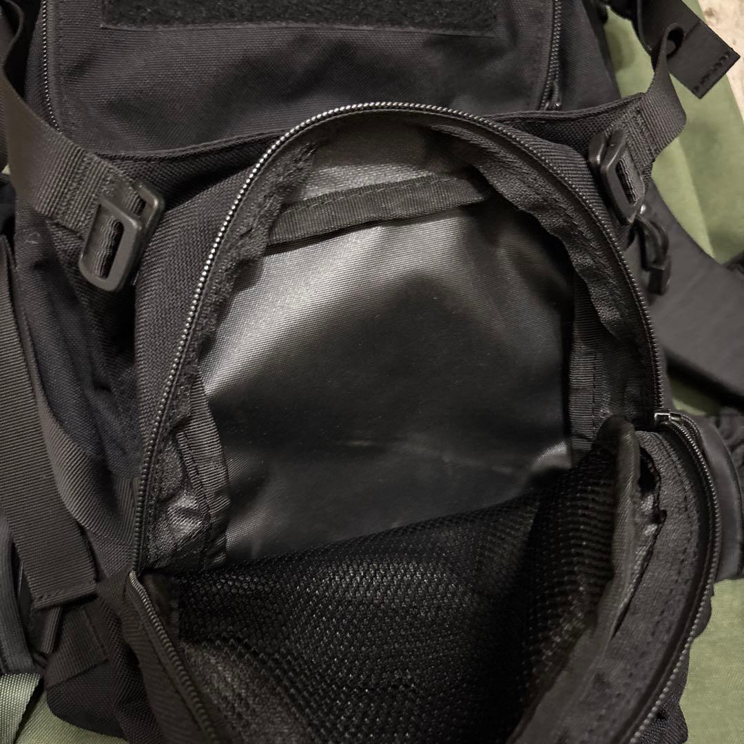 米軍放出品 CAMELBAK製 キャメルバック 黒 ハイドレーション USN