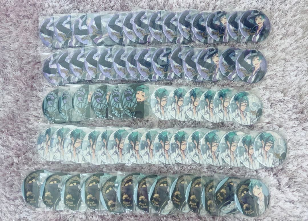 ツイステ フロイド 缶バッジ