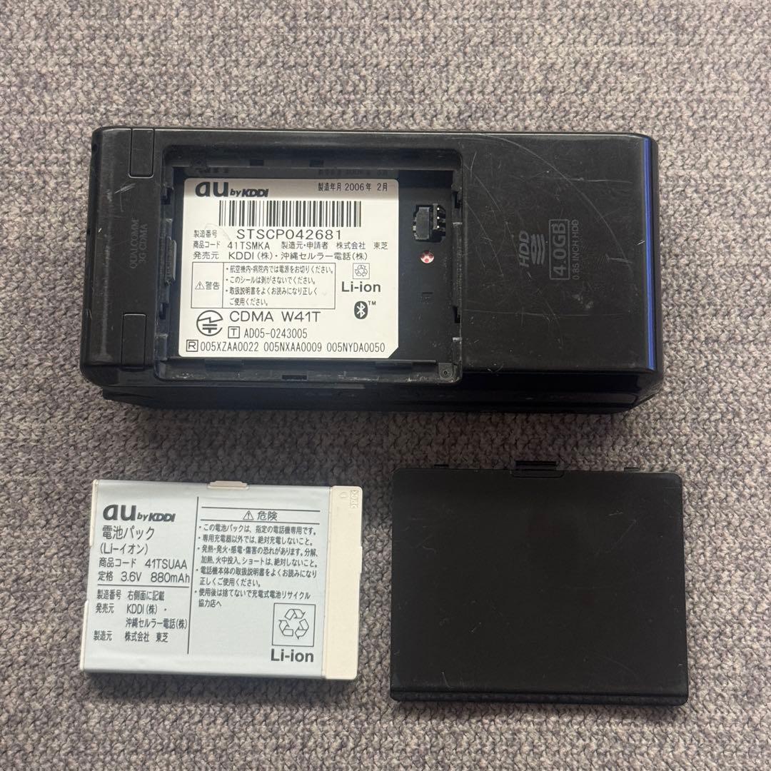 【概ね美品】 au WIN W41T ブラック 本体のみ
