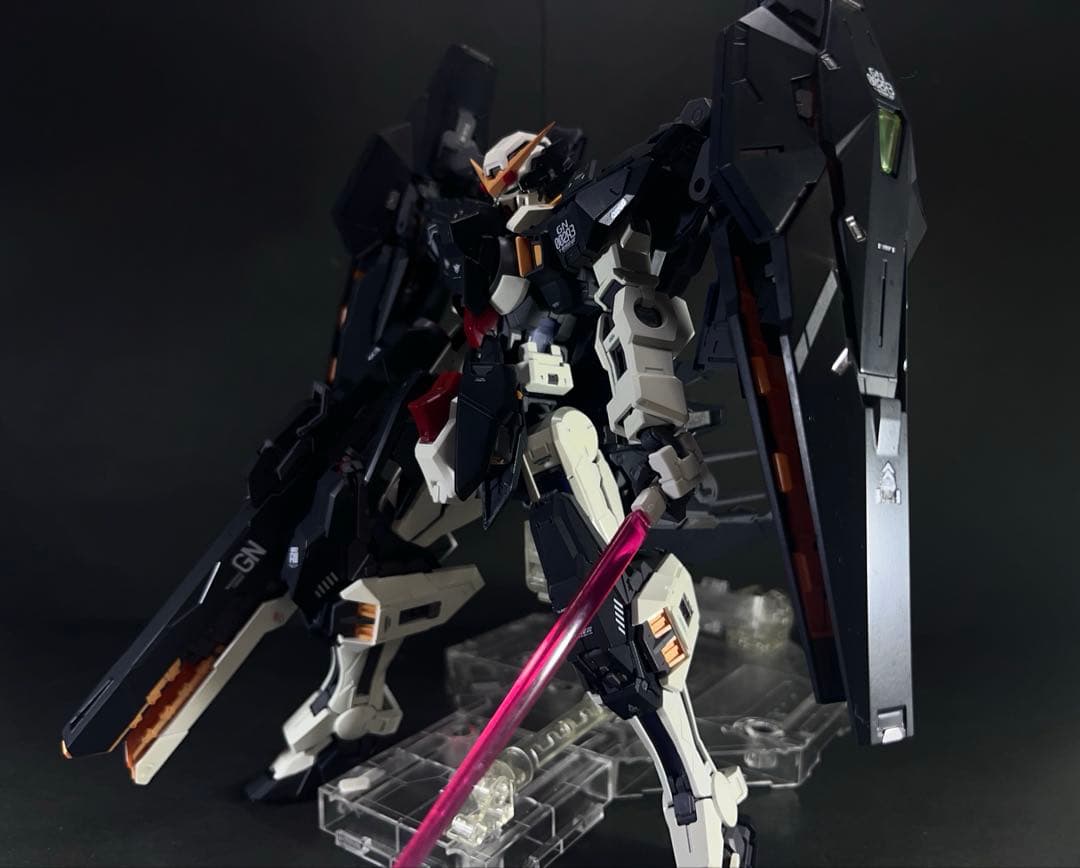 ガンプラ塗装済み完成品　mg ガンダムデュナメス リペアIII