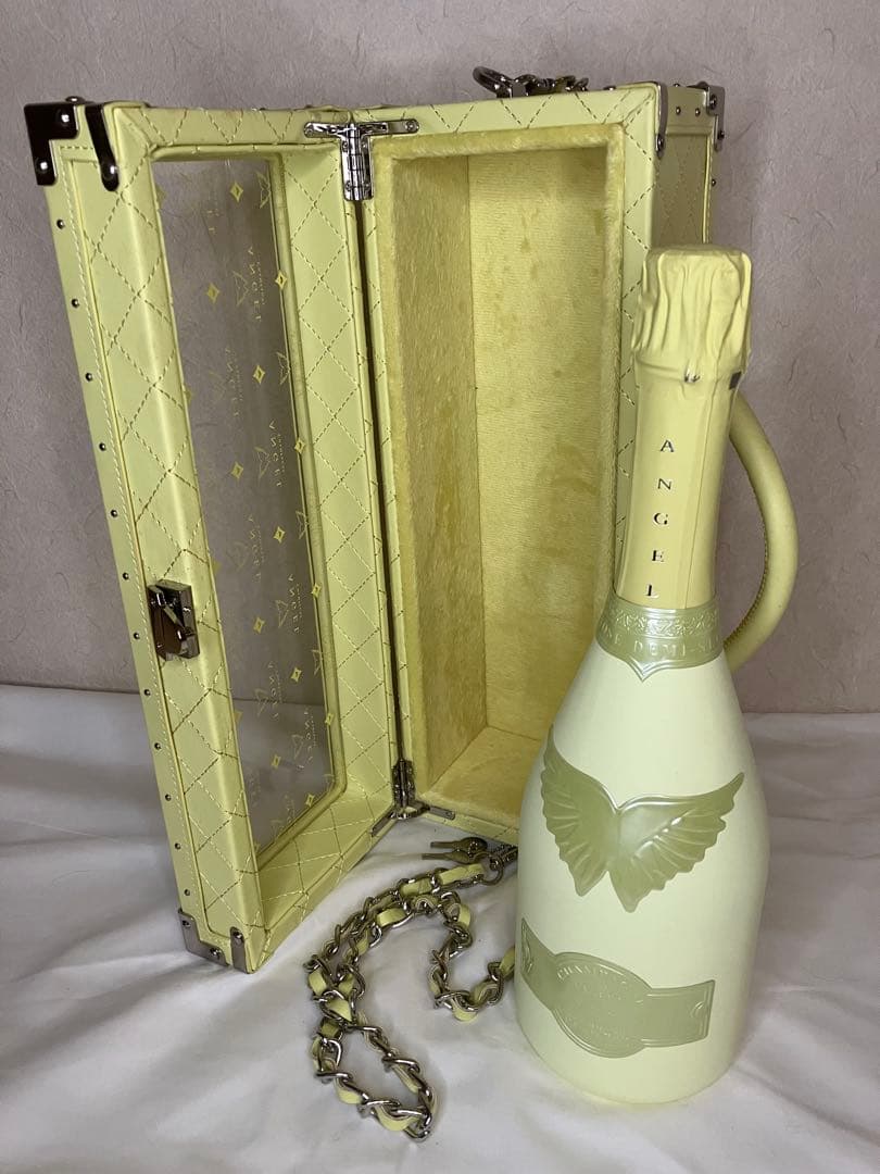 エンジェル ドゥミセック サマー イエロー レザータイプ 未開封　鍵付き