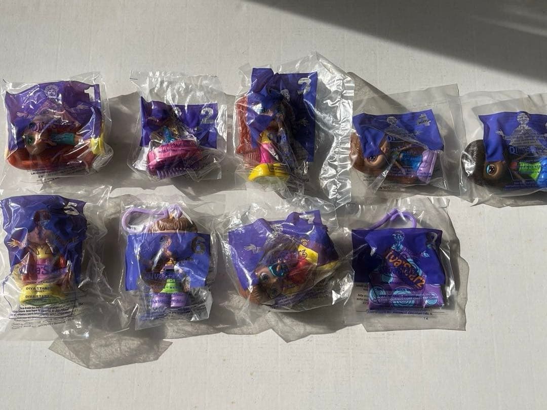 マクドナルド　米国　ハッピーセット2001年Diva Starz 全9個セット
