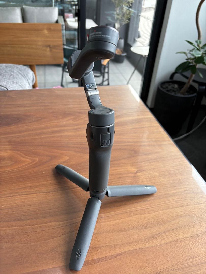 ⭐️20ヴェル　DJI Osmo Mobile 6