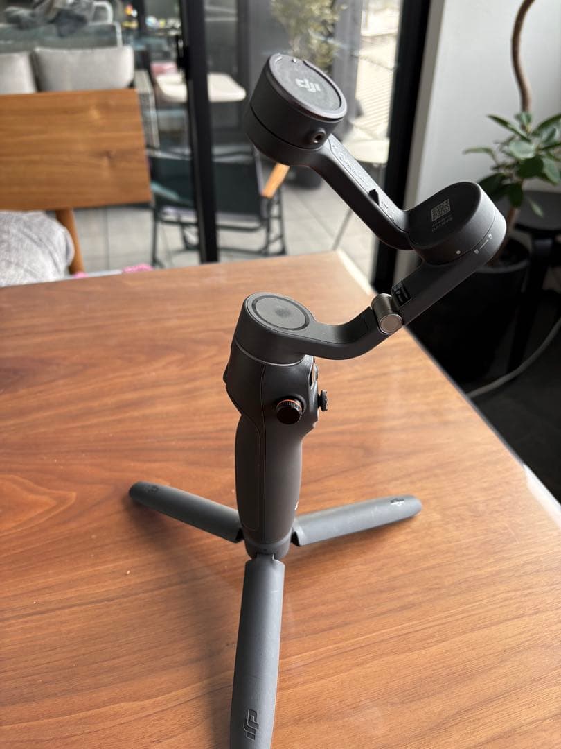 ⭐️20ヴェル　DJI Osmo Mobile 6