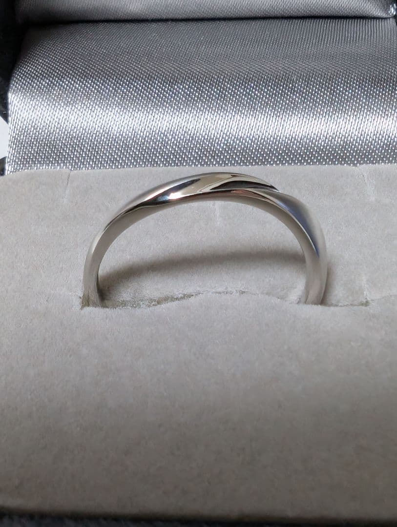 【最終値下げ】【匿名発送】TSUTSUMI プラチナマリッジリング　13号