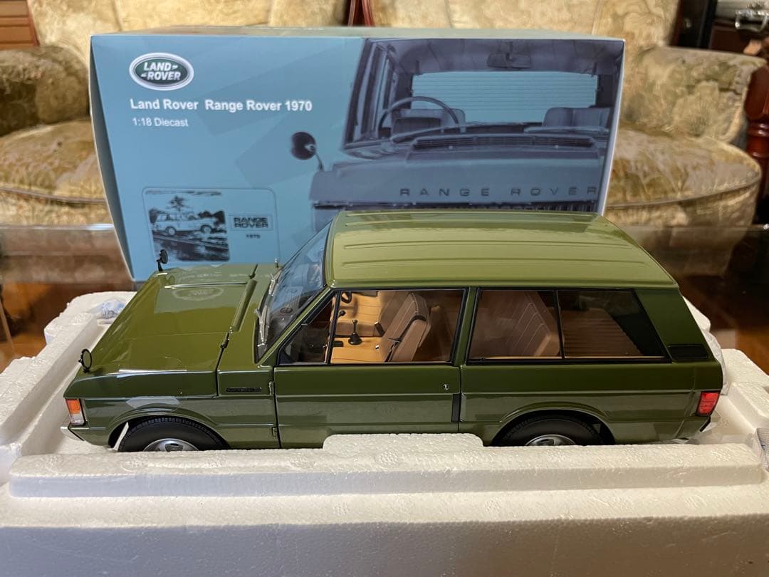 価格変更1/18オールモストリアル レンジローバー1970 グリーン 未展示品