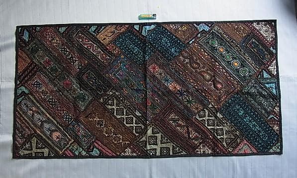 ★A2102★　67×134㎝　古い民族　刺繍　パッチワーク　アンティーク