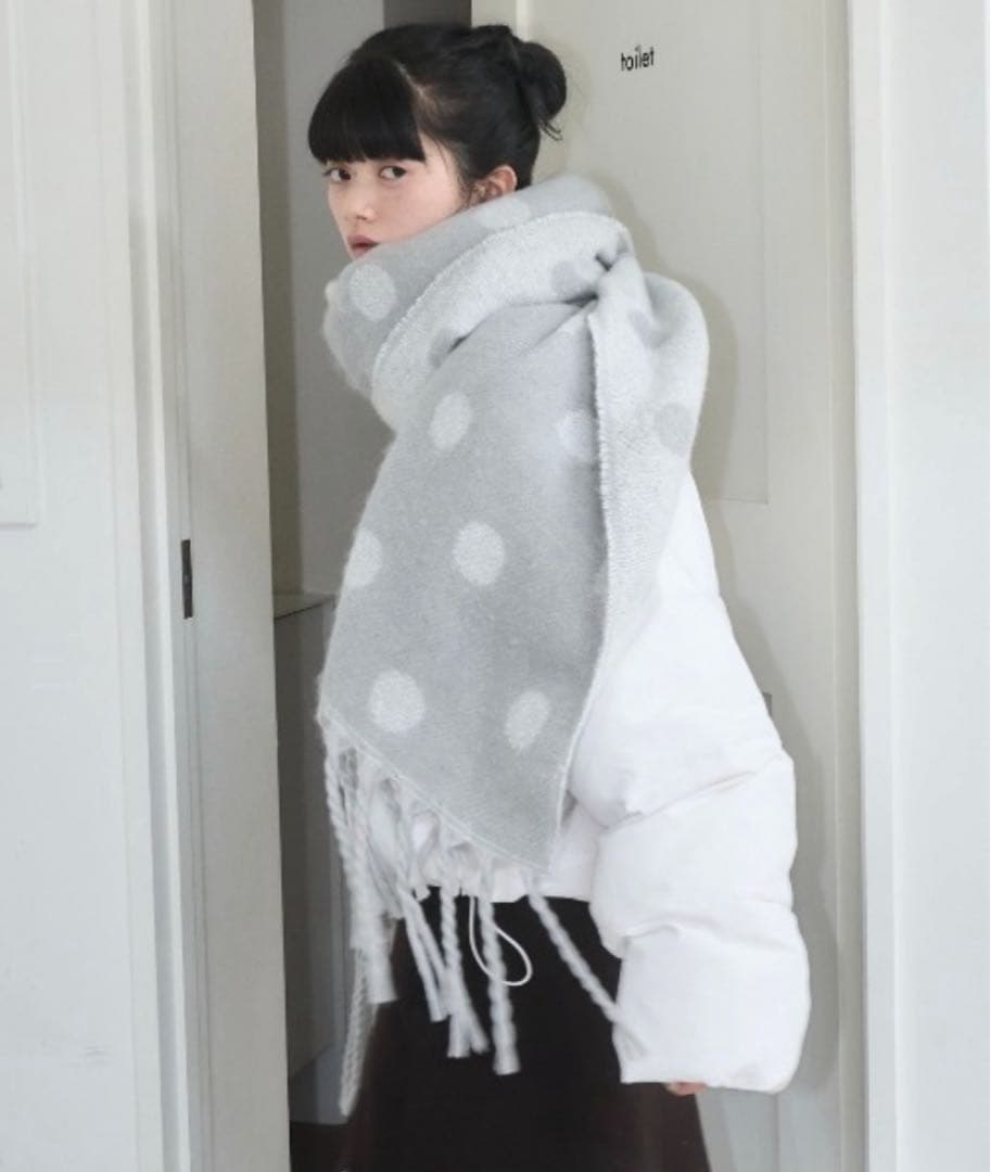 Smyeon スミョン マフラー グレー ドット