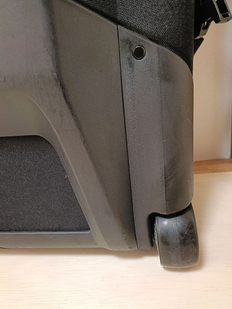 NIKE キャリーバッグ　キャリーケース 大容量 スニーカー柄