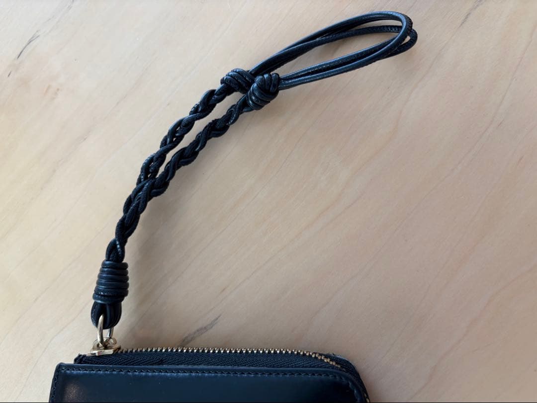 い*︎様 【早い者勝ち】JIL SANDER ブラックレザータングル財布