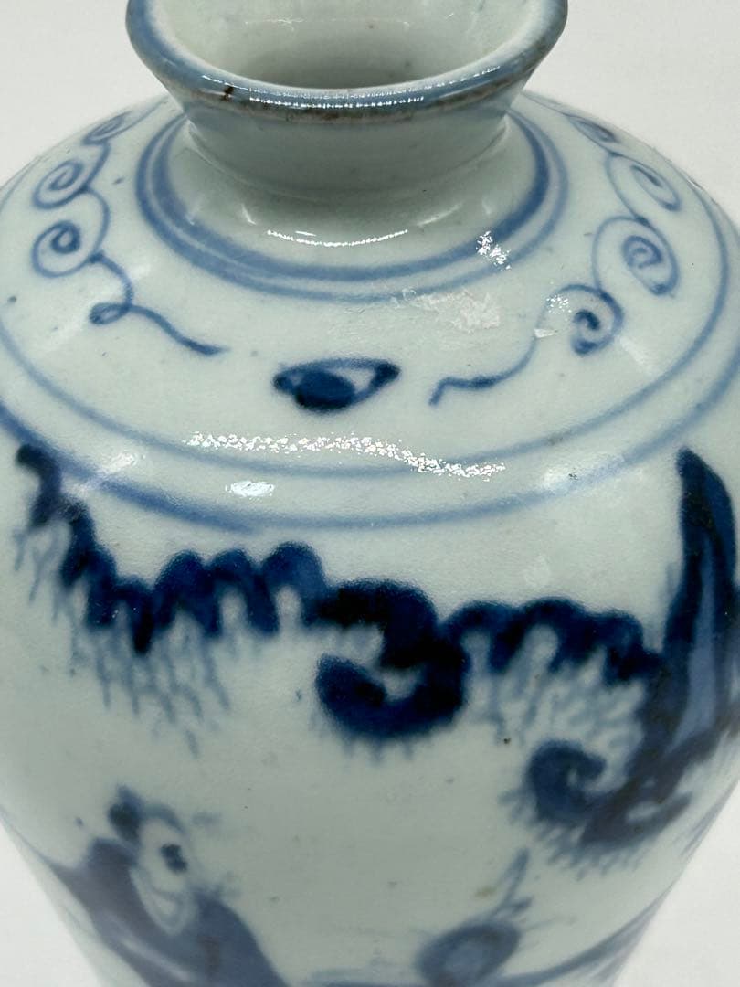 中国　染付　人物紋瓶　送料込み0711