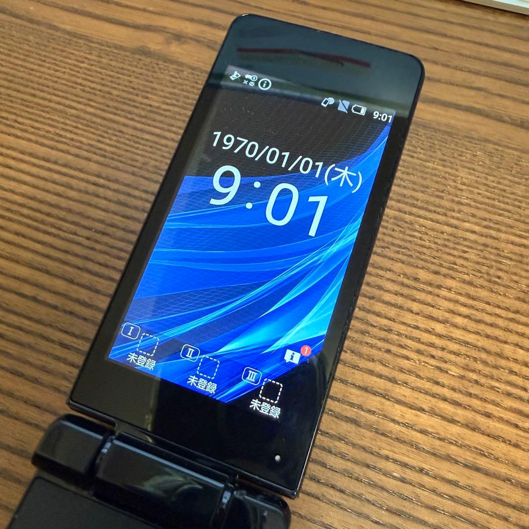 美品 docomo SH-02L 折り畳み式 ブラック 携帯電話 シャープ