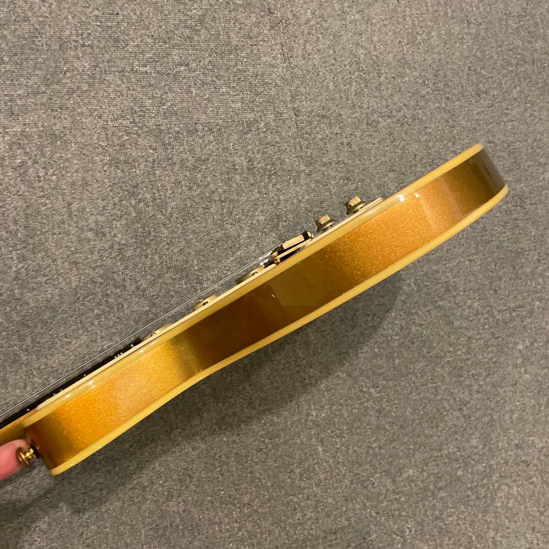 ブライアン・メイ・ギターズ ジュビリー・ゴールド・フィニッシュ 送料込