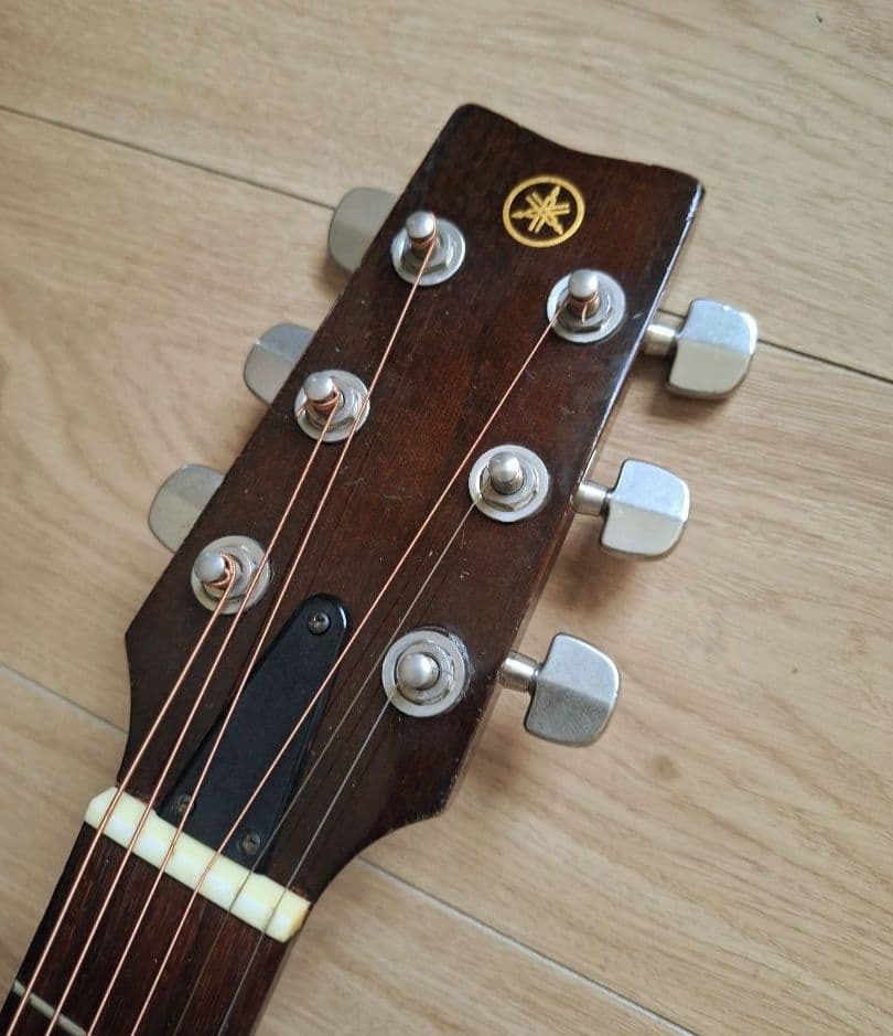 YAMAHA FG180J 黒ラベル ソフトケース付き