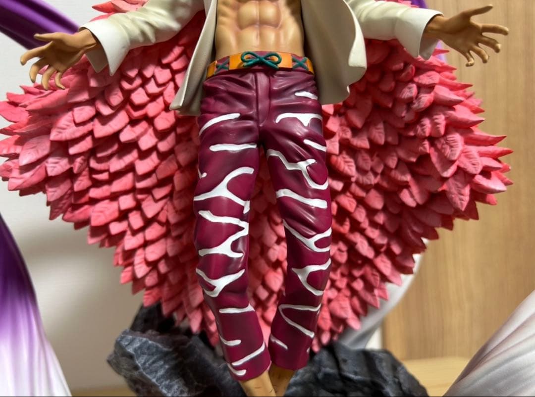 【レジン製】ドフラミンゴ　フィギュア　ZN Studio