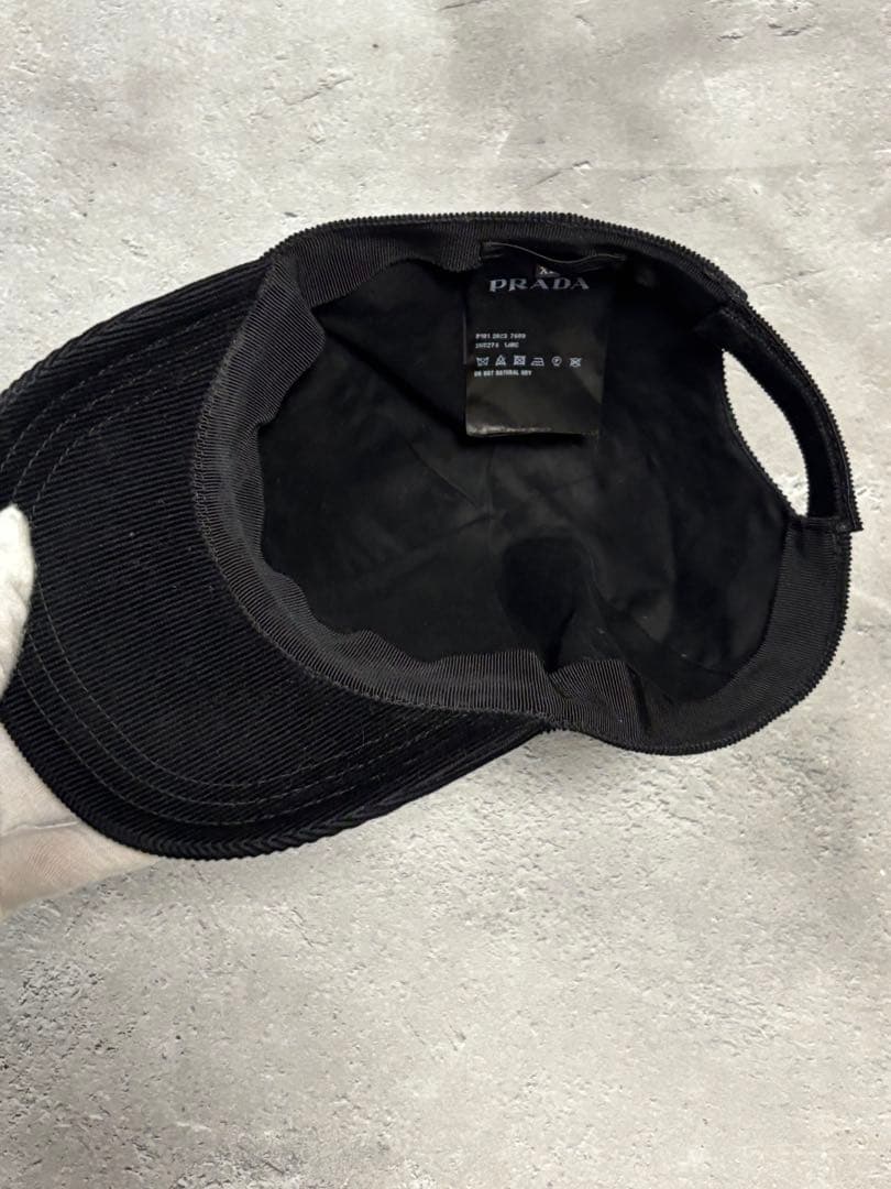 プラダ PRADA　トライアングル ロゴ プレート　コーデュロイ　キャップ