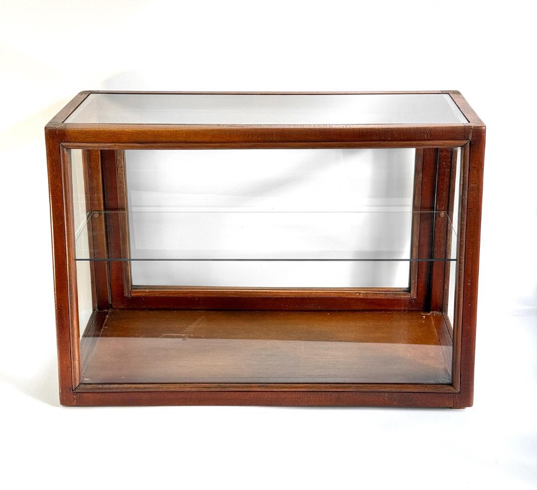 ビンテージ　昭和期の古いショーケース　ガラスケース　一点物　幅60cm