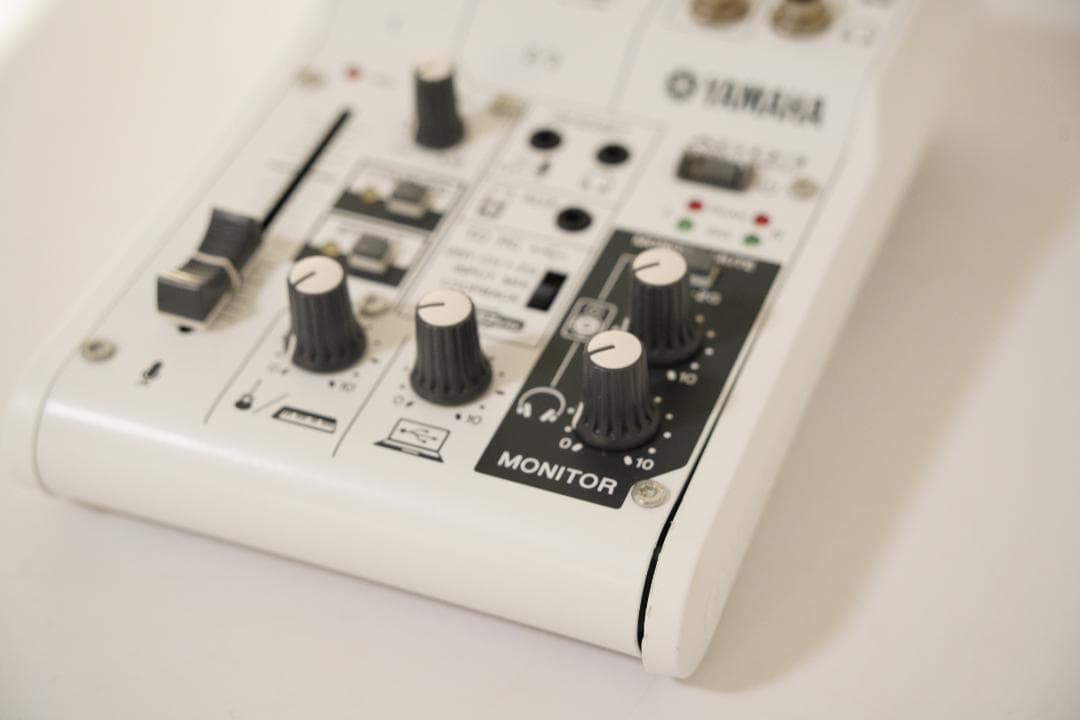 ヤマハ ウェブキャスティングミキサー ミキシングコンソール AG03 ジャンク