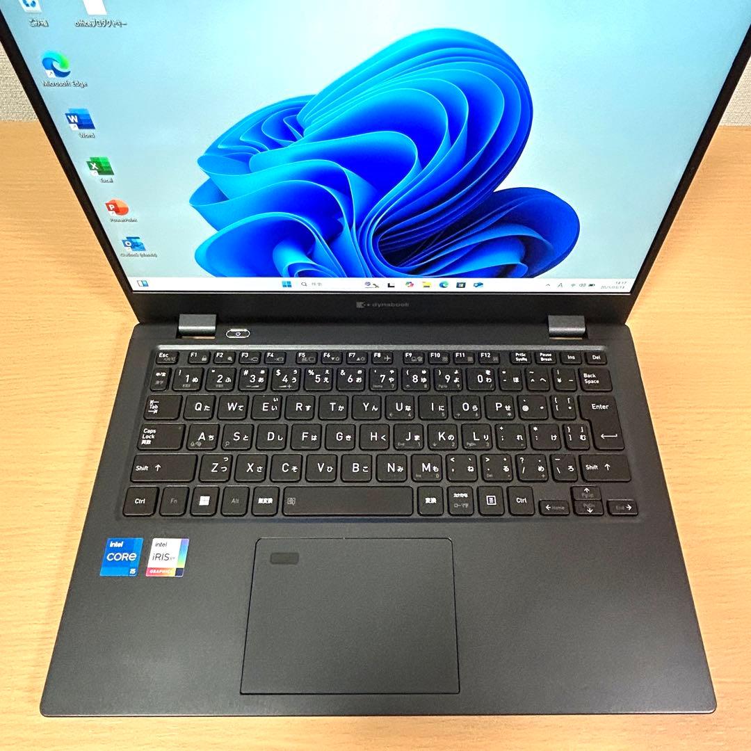 美品 東芝 dynabook G83/KW 512GB 16GB 第12世代