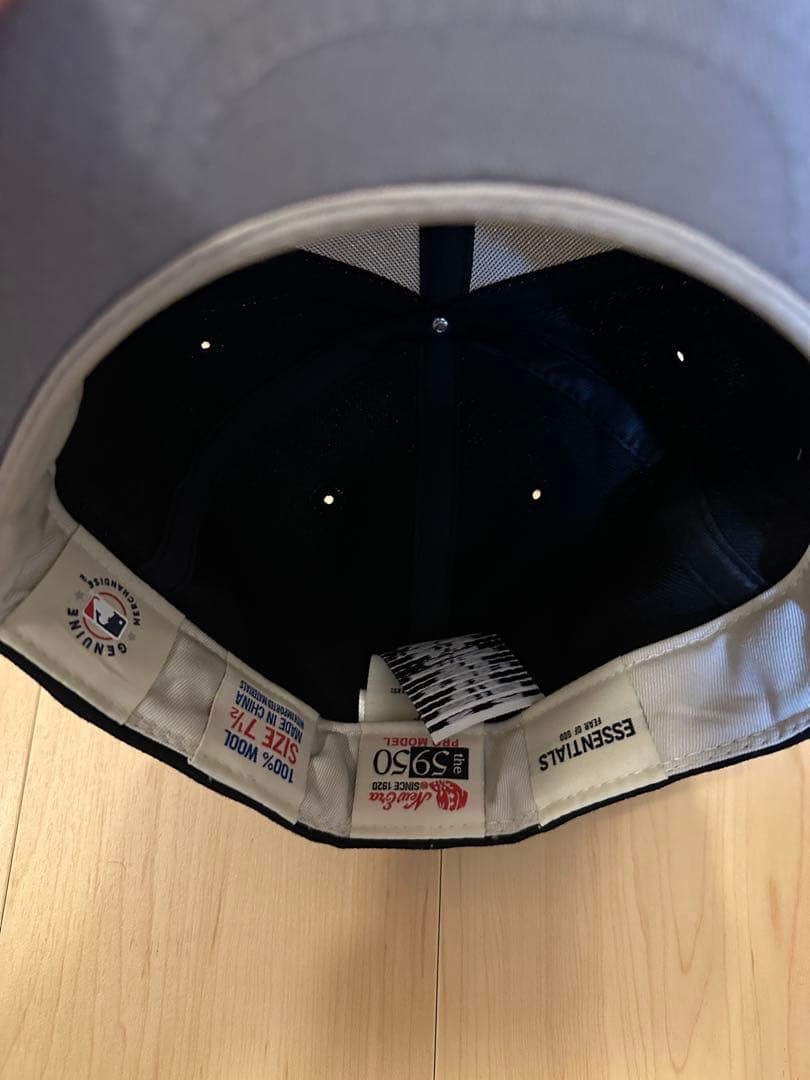 @専用　FEAR OF GOD newera 7 1/2 ホワイト/ブラック