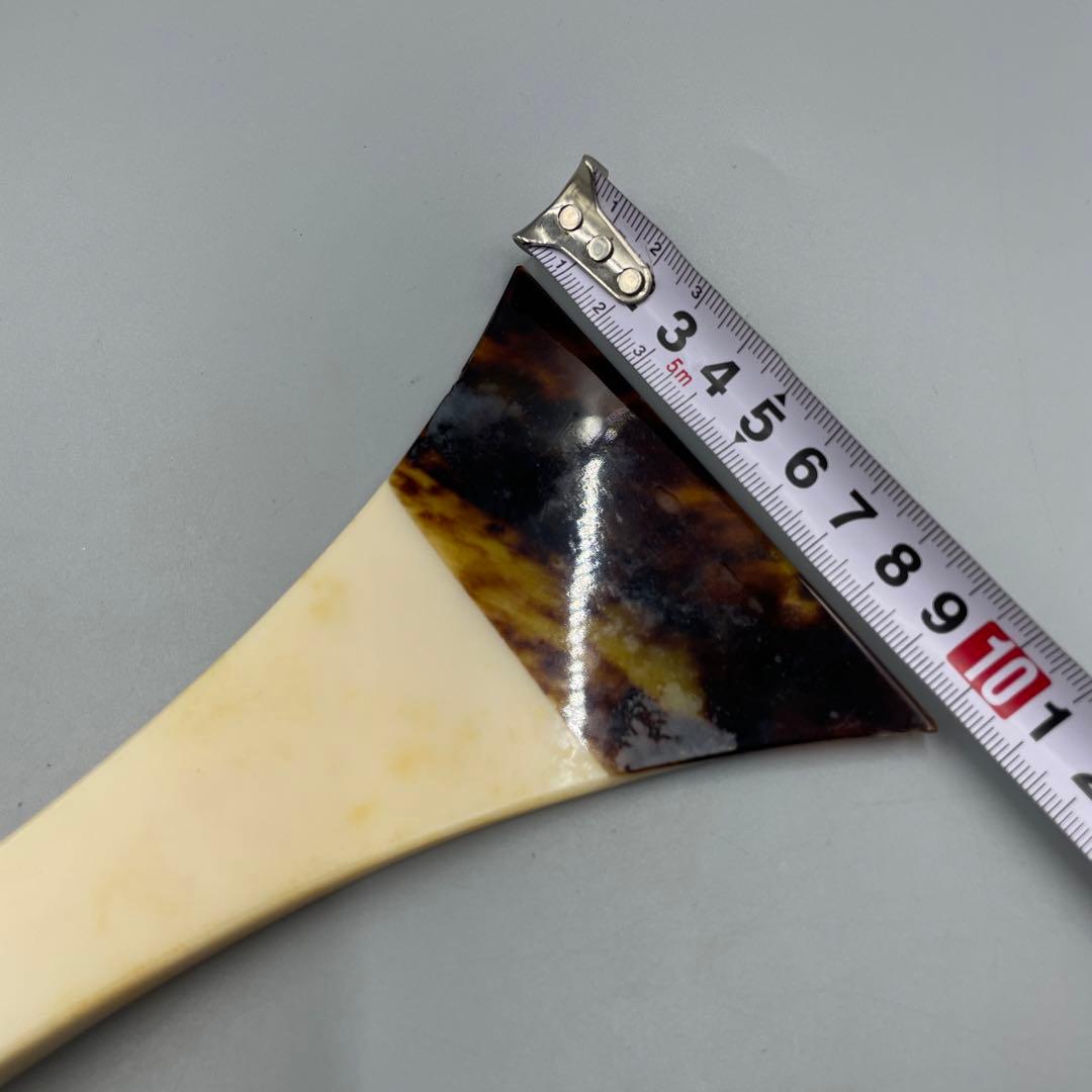 239ヴィンテージ 天然素材　三味線バチ　重さ約114g