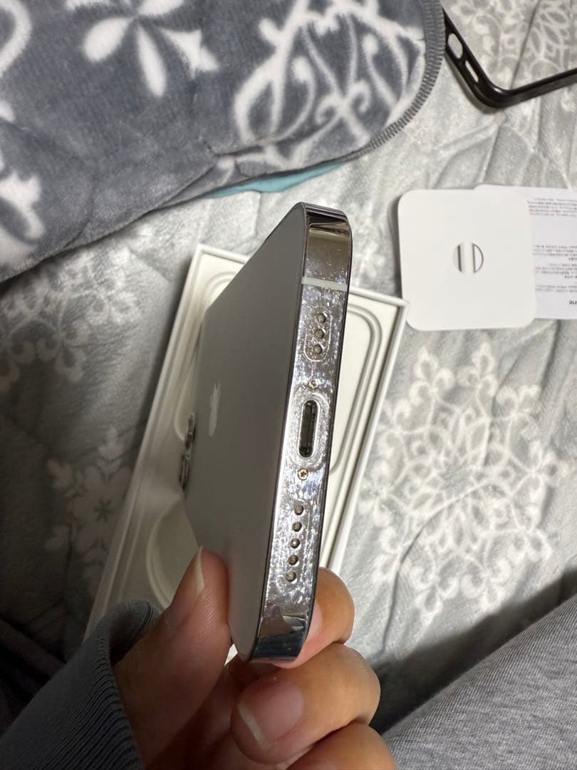 iPhone 12 Pro GOD LUMINA✴︎プロフィールページ