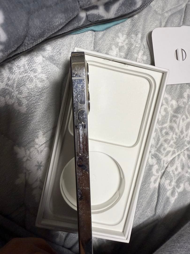 iPhone 12 Pro GOD LUMINA✴︎プロフィールページ