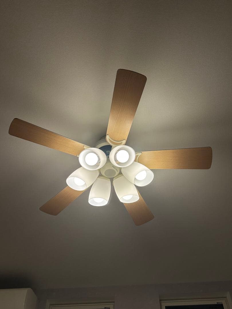 オーデリック　シーリングファン 5枚羽根 6灯 リモコン付き