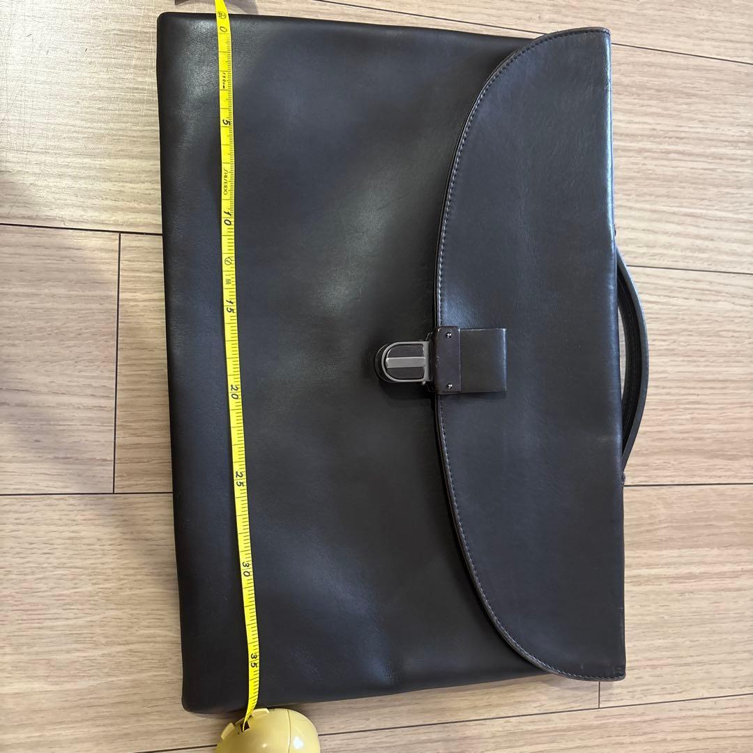 Bottega Veneta ダークブラウンレザービジネスバッグ