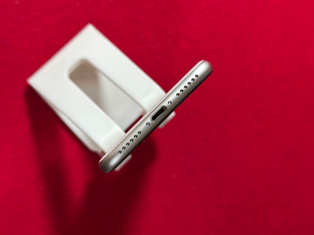 【5337】iPhone SE3第3世代スターライト 128GB simフリー