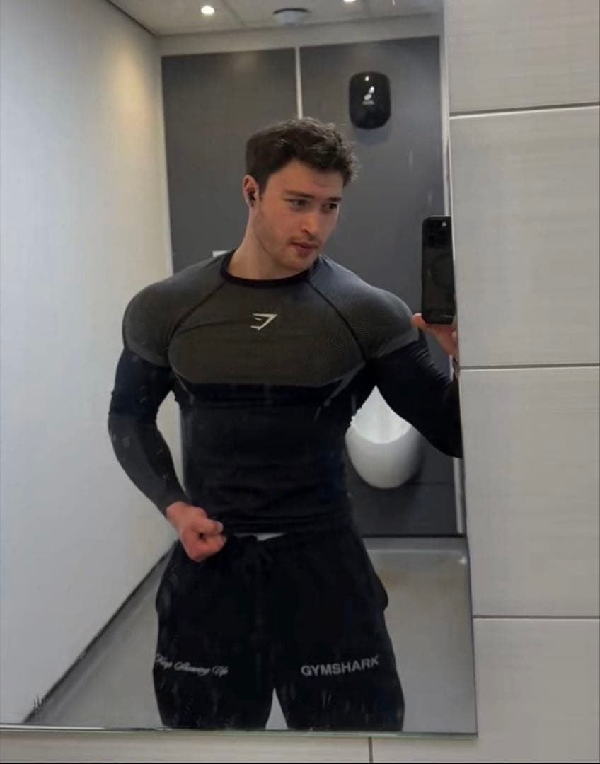 キンニクリムゾン   ONYX V5