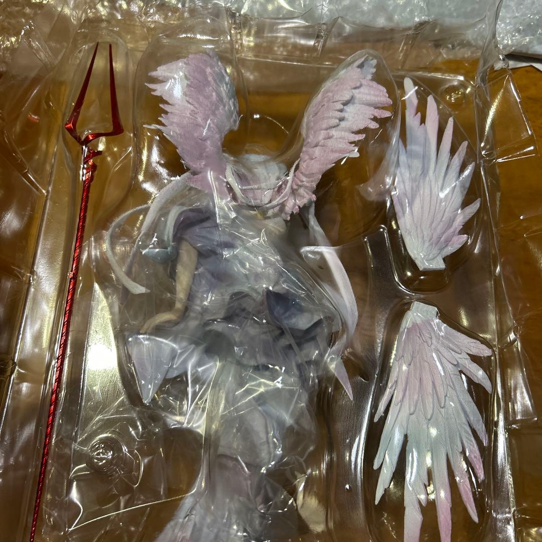 エヴァンゲリオン　渚カヲル　フィギュア