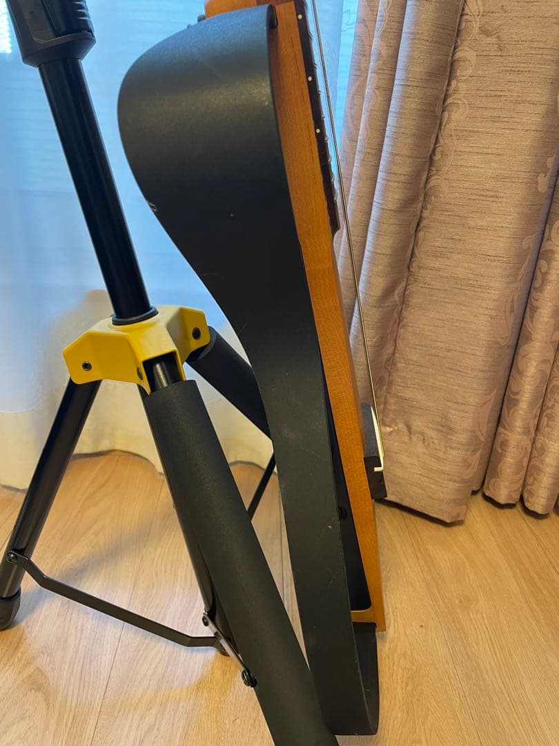 ヤマハ　サイレントギターSLG100S