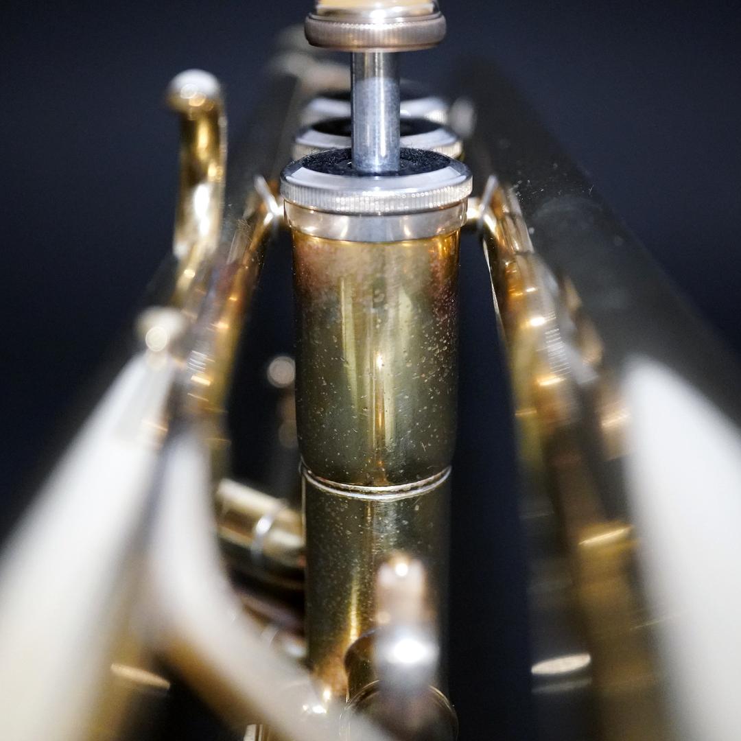 【アンラッカー】YAMAHAトランペット YTR233／マウスピース／簡易バッグ