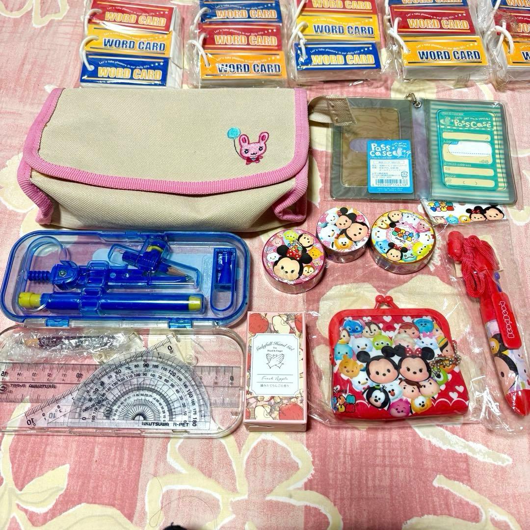 【40点　女子グッズ】リュック・バック・多種文房具・Disneyツムツム3種・他