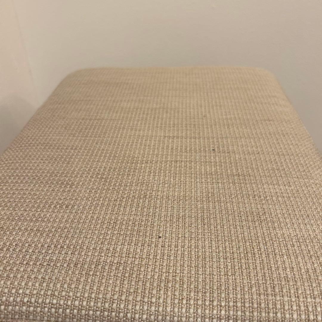 専用‼️Karimokuモダン スツール オットマン　ベージュ　カリモク家具