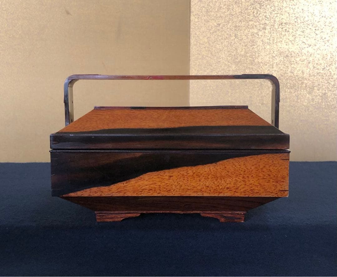 割引❗️《R》黒柿内朱 手付 四方菓子器 食籠 喰篭 飾り金具 250820G1