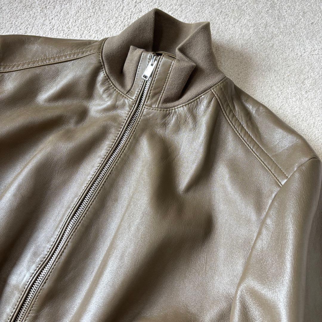 極美品 ヒューゴボス 現行タグ レザージャケット 羊革 3XLサイズ ブラウン