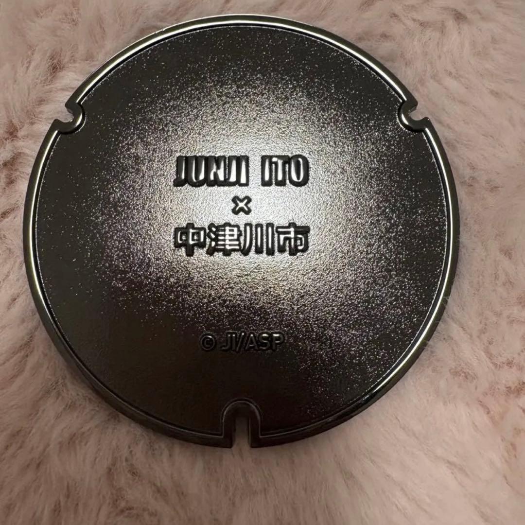 富江　ミニチュアマンホール　台座付き　伊藤潤二 中津川市