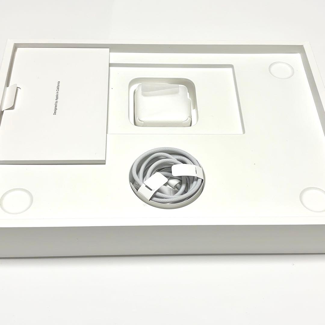 MacBook Air 13インチ Apple M2 (2022) 中古品