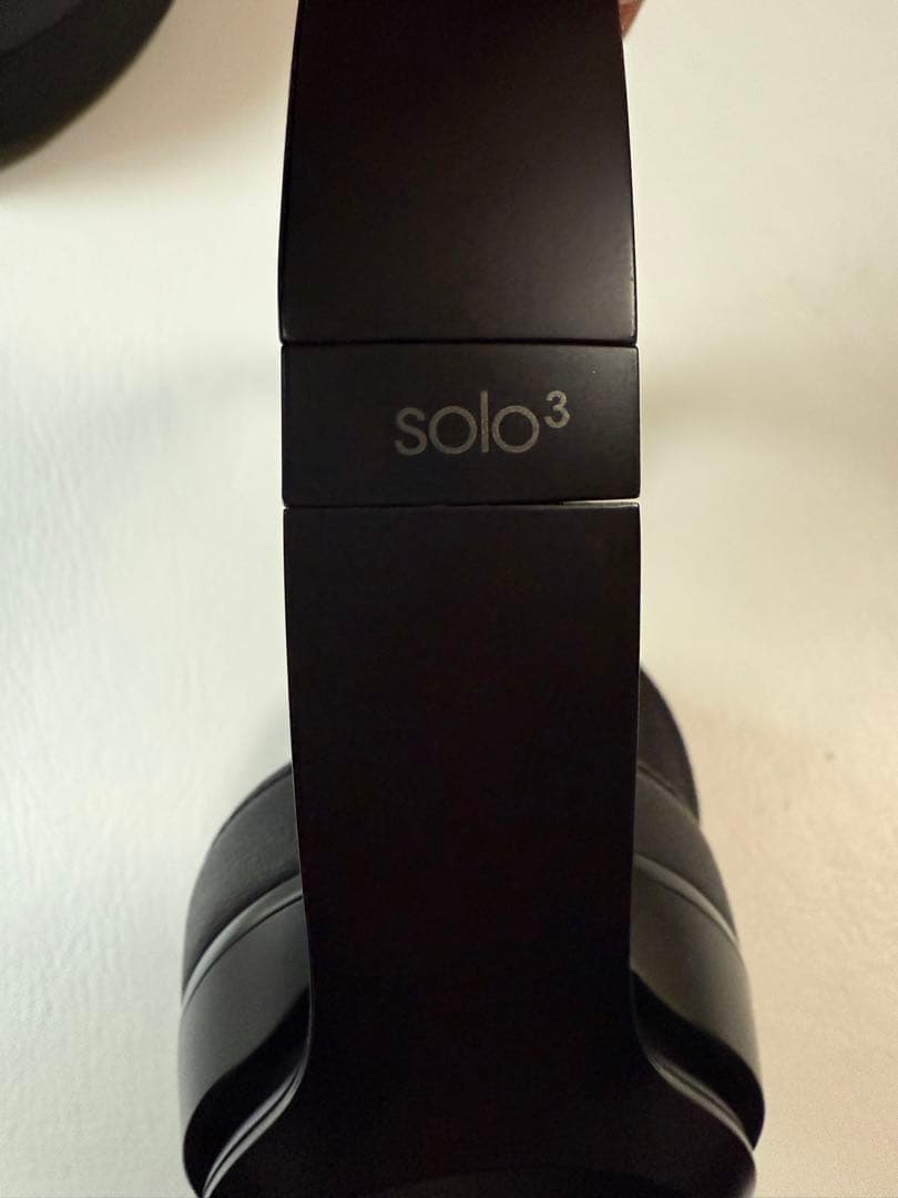 Beats Solo3 ワイヤレスヘッドフォン ブラック