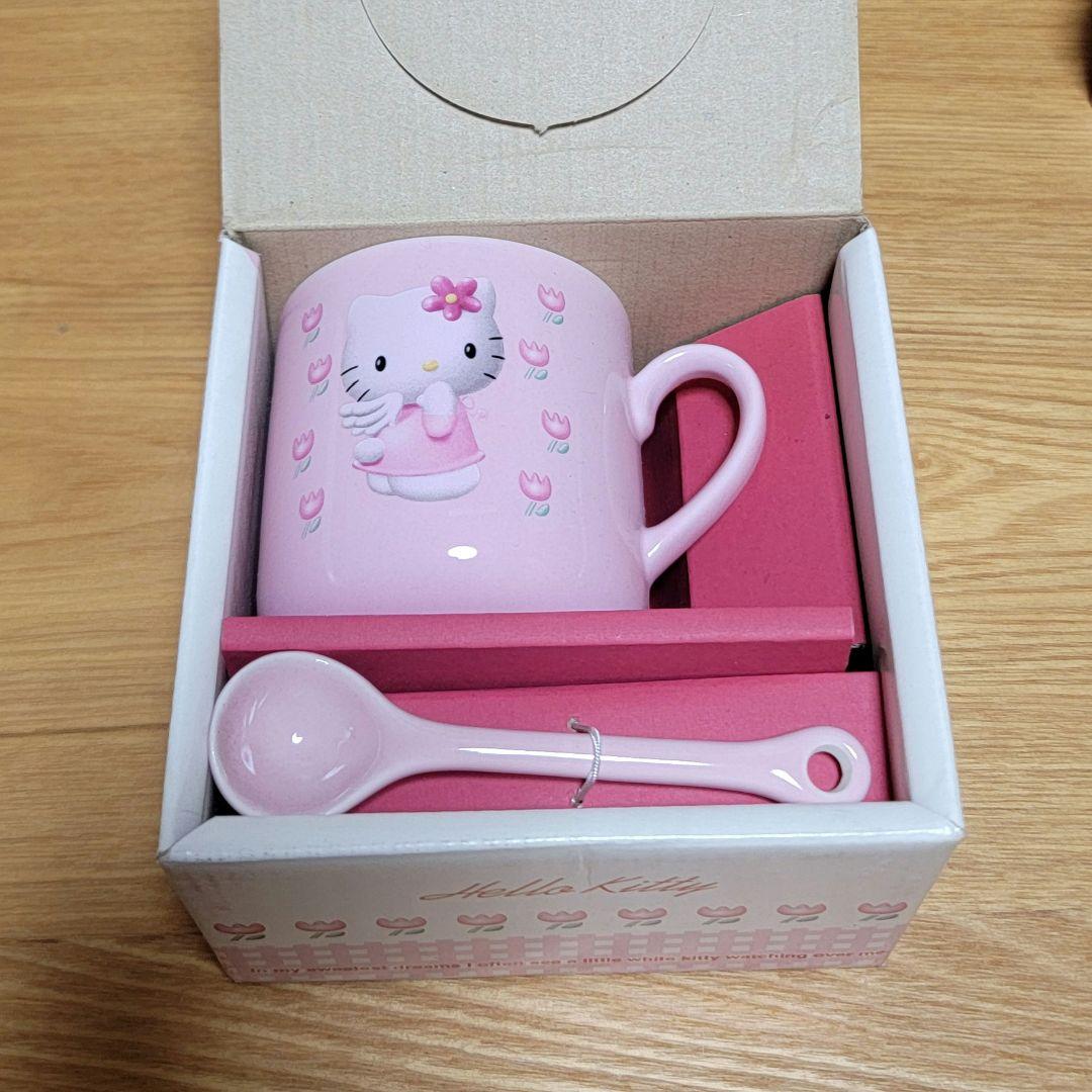 ハローキティ 誕生25周年 マグカップソーサーセット HELLOKITTY