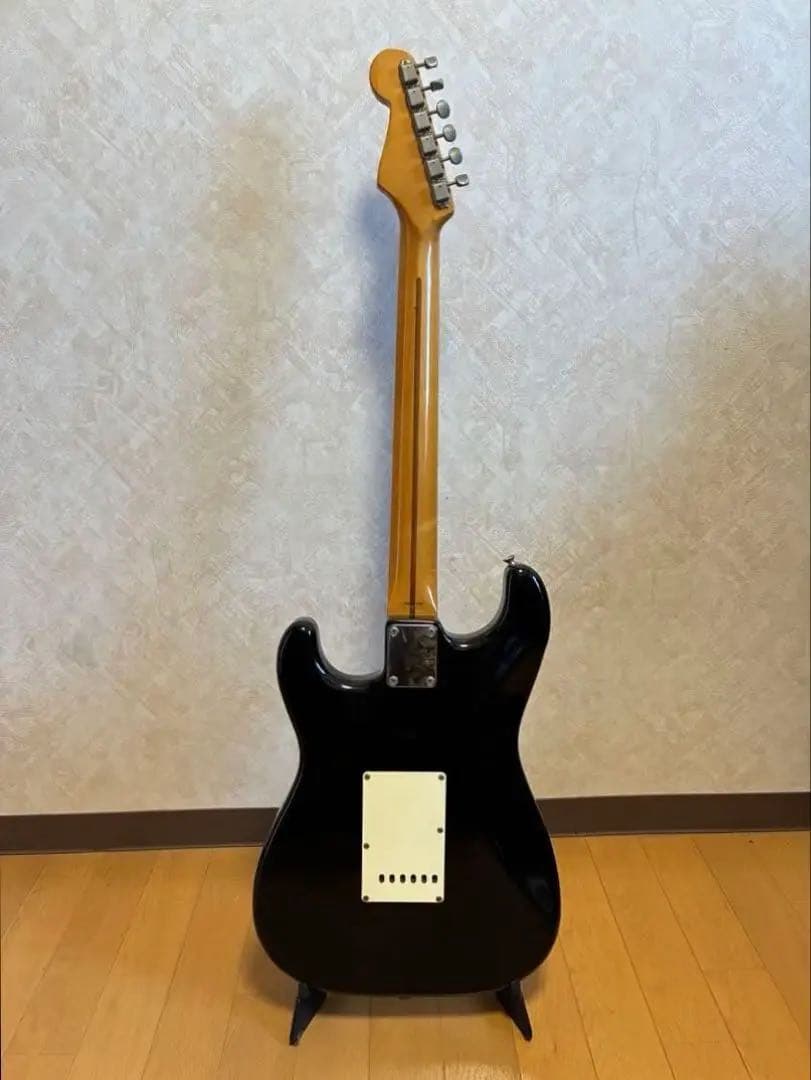 r*e様 '84〜'87製 Eシリアル FenderJapan ストラトキャスタ