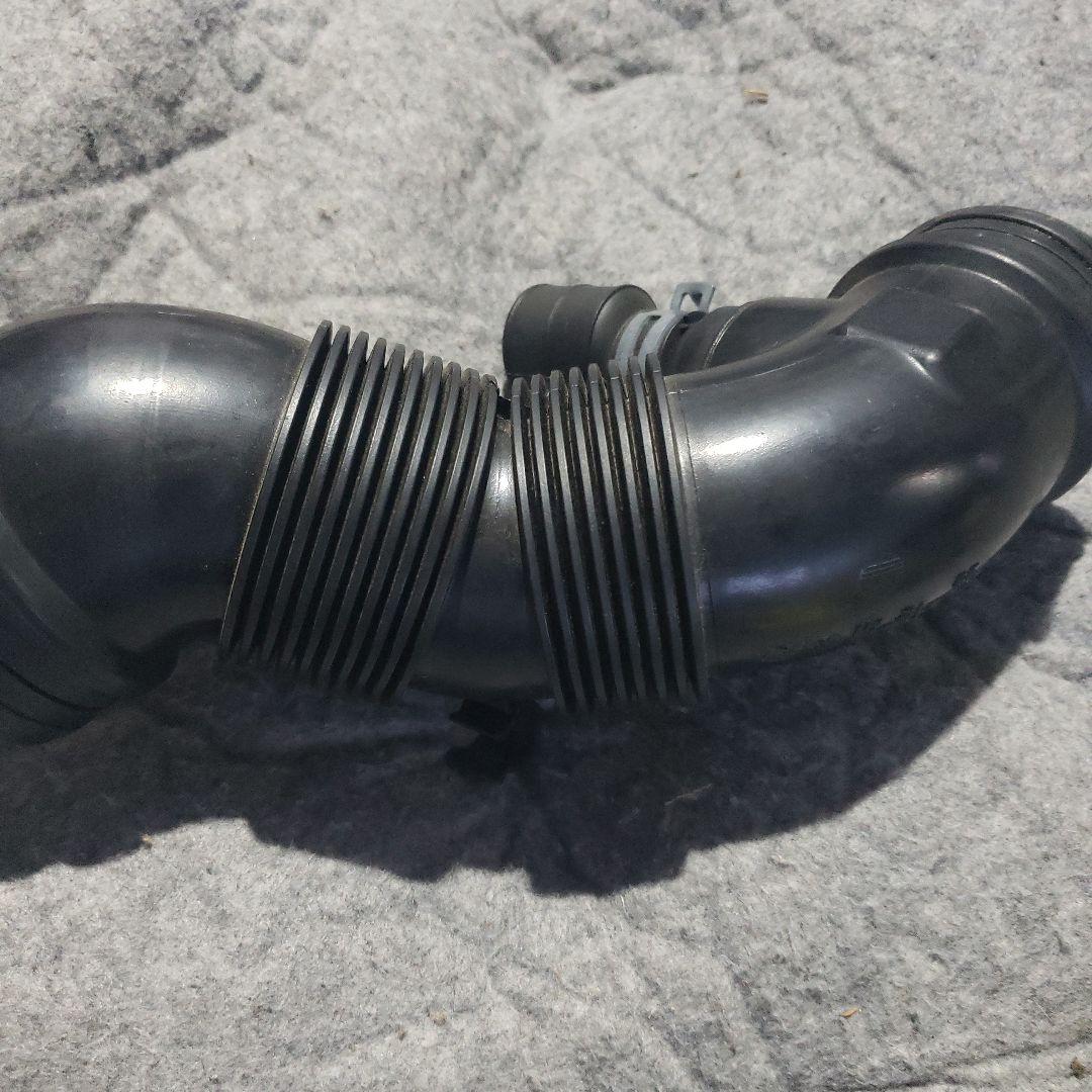 ニュービートルエアーインテークホース