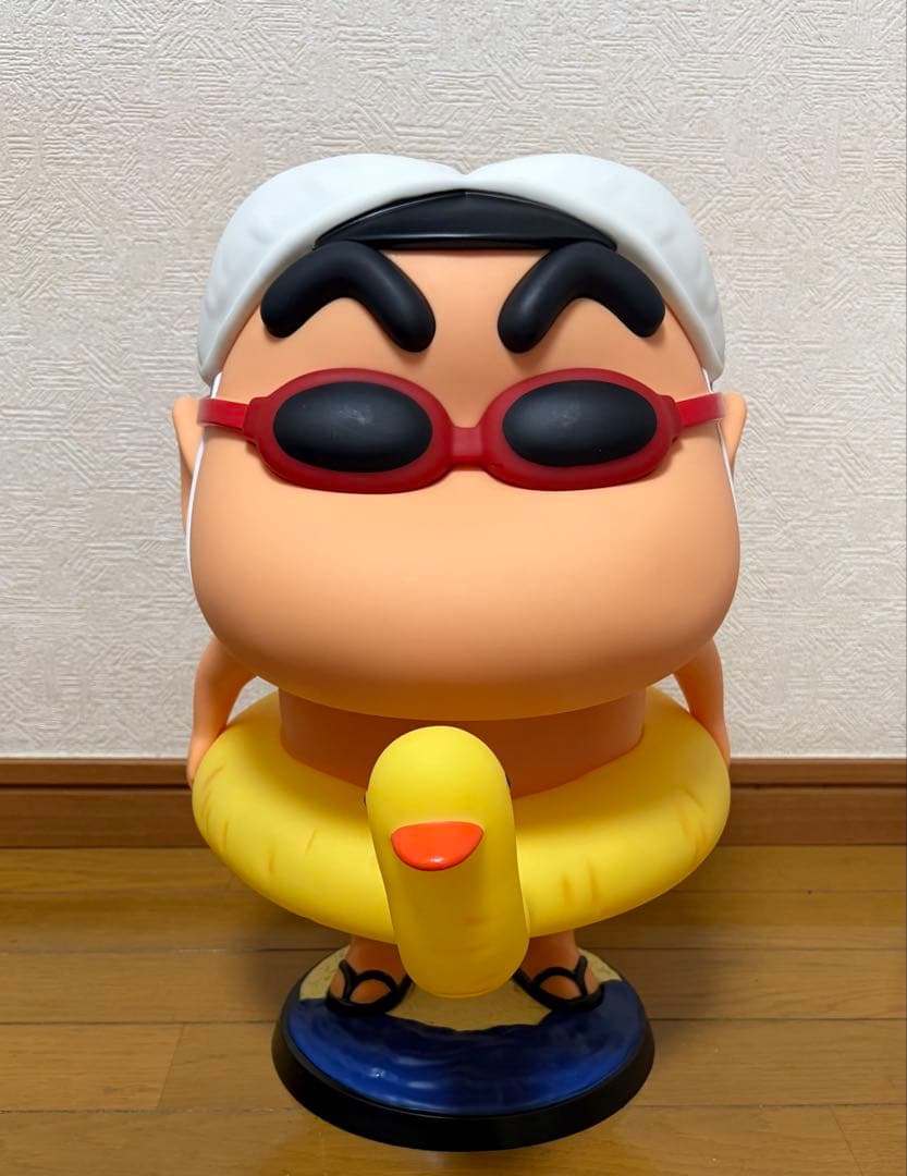 クレヨンしんちゃん 浮き輪フィギュア