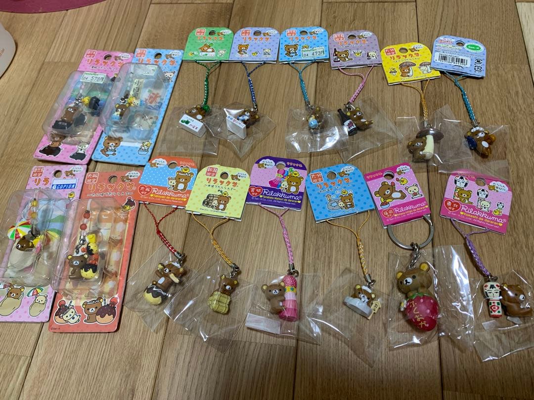 ご当地リラックマ　ストラップ 16個セット