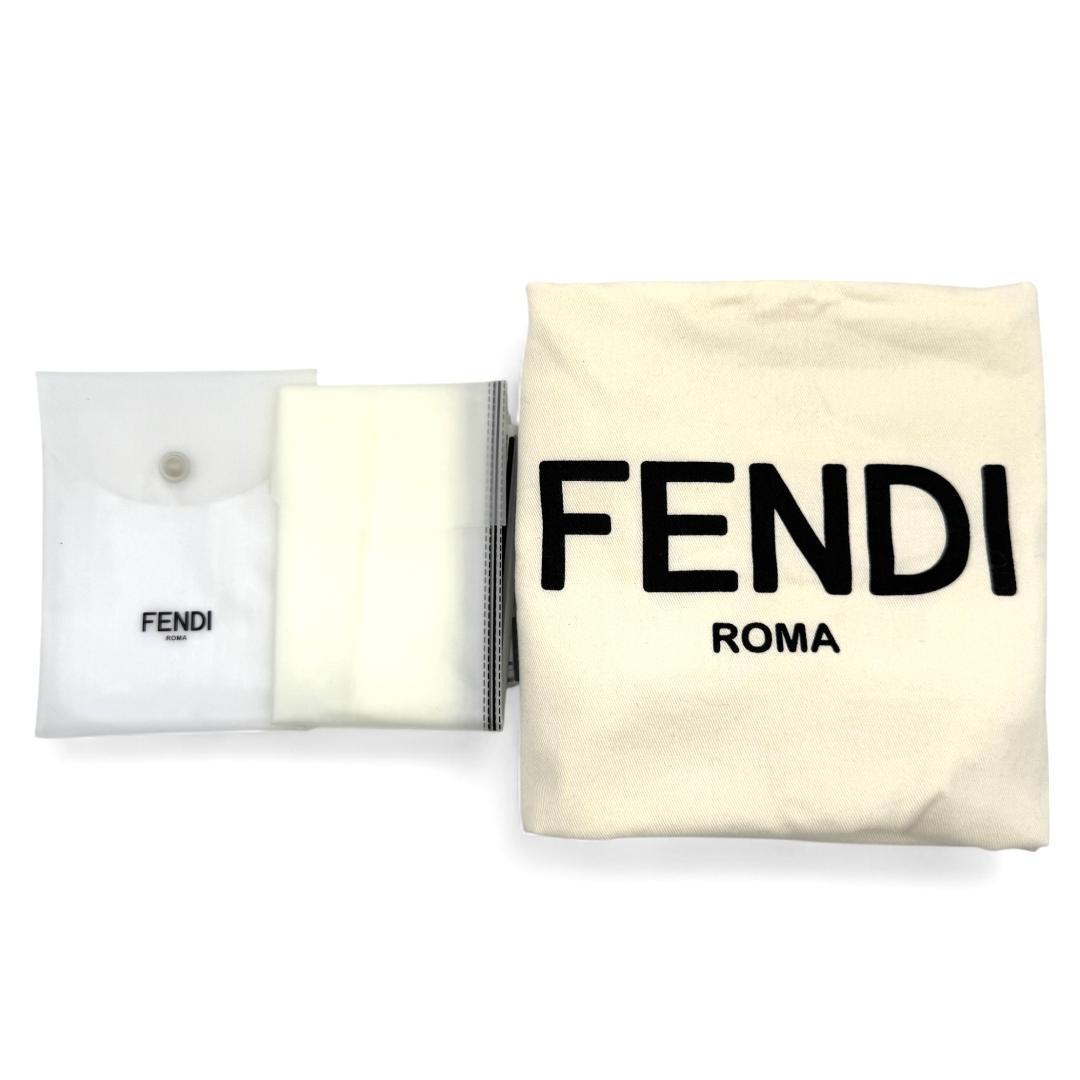 M6147 フェンディ ピーカブー アイシーユー 2WAYショルダーバッグ